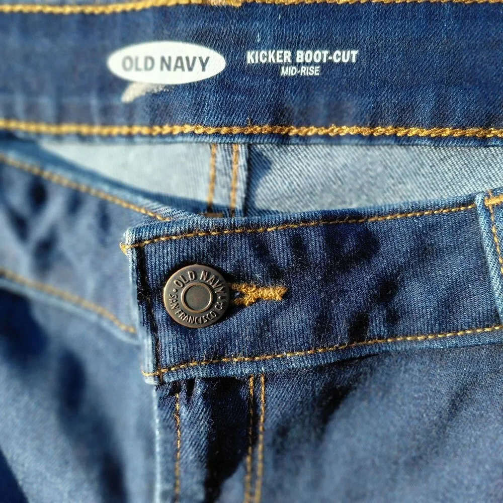 Old Navy Kicker Bootcut Jeans Womens 14 Short Blue Denim Mid Rise Stretch